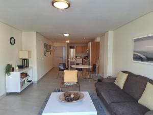 At Greenmarket Place