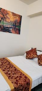 DG CONDOTEL @MANHATTAN PLAZA T2 STUDIO WITH BALCONY , 50 INCH TV AND UNLI WIFI @Araneta Cubao Quezon City Philippines