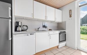 2 Bedroom Lovely Home In Nørre Nebel