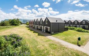 2 Bedroom Lovely Home In Nørre Nebel