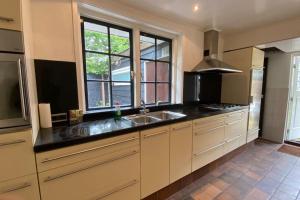 Villa bij bos en centrum