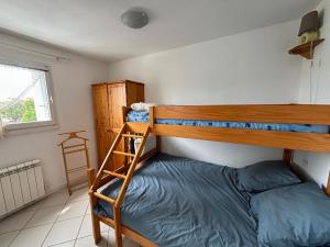 Appartement lumineux au port de plaisance des Sables-dOlonne avec balcon et équipements modernes - FR-1-197-602