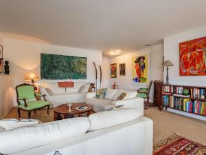 Appartements Appartement moderne en centre-ville avec balcon et parking a 400m de la plage - FR-1-4-693 : photos des chambres