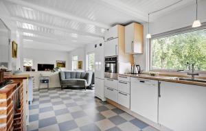 3 Bedroom Gorgeous Home In Nykøbing Sj