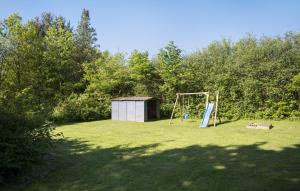 Beautiful Home In Toftlund With Wifi