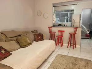 Sobrado de condominio Praia Grande VilaTupi com 2 dormitorio - Santa Maria