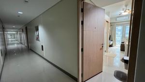 UrbanEase Living at Charm Residences Near Sta Lucia Mall and Robinsons Mall