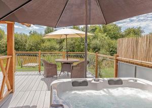 Gadlas Park Holiday Cabins