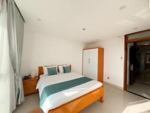 Suite Junior Nhìn Ra Biển (Junior Suite with Sea View)