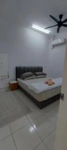 Sendayan Homestay Citra Classic - Dusun Bawang