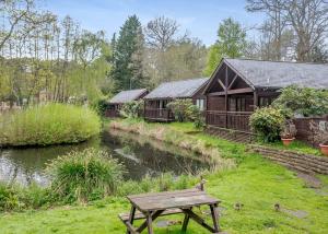 Tilford Woods Lodge Retreat