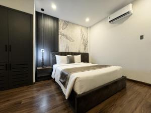 LION 10 HOTEL