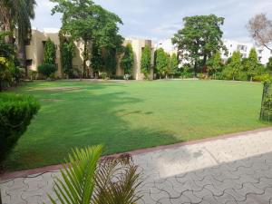 Chinmay Hotel & Resort