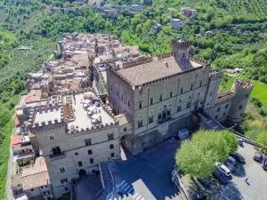 I leoni della Torre - Poli