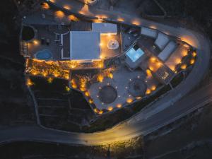 Makarias Traditional Luxury Villas