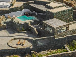 Makarias Traditional Luxury Villas