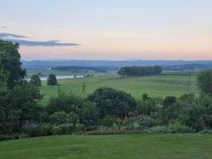 Valley View the home with a view - Rosetta