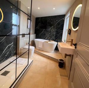 The Parr’s Bank Hotel