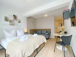 Bohotastic Apartment für bis zu 4, Terrasse, Grill - 诺因基兴