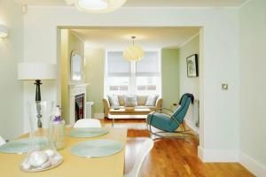 Stunning, newly renovated, Edwardian townhouse