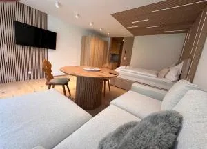 Studio mit Indoor Pool und Garten-Renovierung Mai 2024 - Weissbach bei Lofer