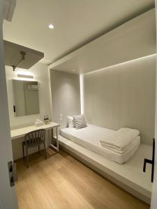 Matini Hostel grandstation