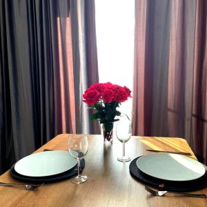 Seaside 2-Room 3-Balconies Apt#12 Stunning View