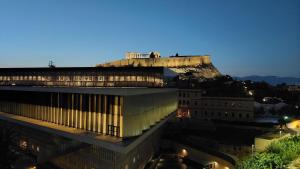 Acropolis museum grand apartment