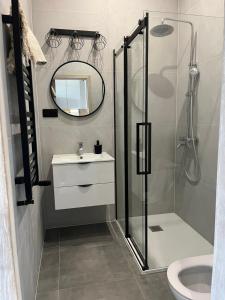 Neighbourhood Apartment