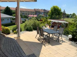 Ferienhaus Lübke, Wohnung Gartenblick