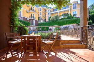 Cozy Apartments in Kotor Bay