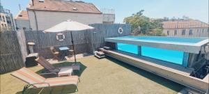 Private Swimming Pool ! דירת סטודיו קטנה עם בריכה פרטית