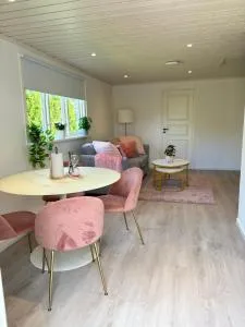 Drömstugan - Rälla