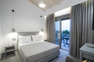 Aloft Luxury Villas Lefkada - Heated pool