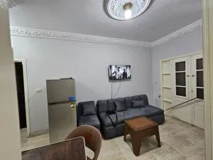 Anewly furnished apartment for rent long periods only - ‘Izbat al Burj