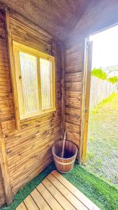 Tentes de luxe Chalet en verre sous une pluie etoilee : photos des chambres