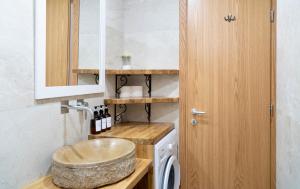 Vourtaréa Guesthouse