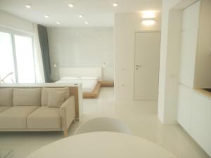 Smart Luxury Suites & Apartments img32