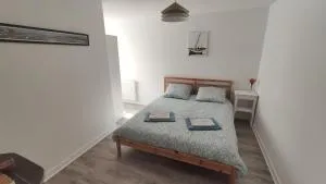 Roscoff 2 pièces classé 2 étoiles et terrasse centre historique - Roscoff