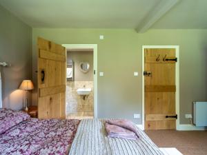 The Old Chapel Charming countryside retreat - Pass the Keys