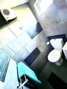 50 Toledo, Selsey Country club