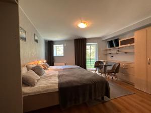 Viisnurga Puhkemajad