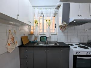 Central Apartment in Agios Konstantinos