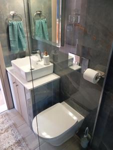 Petroula Apartments II