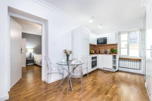 Just In Rynek Garncarskie 10 with bonus separate office TV room