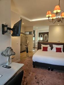 Hotels Hotel Restaurant Charbonnel : photos des chambres