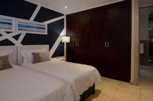 701 30 Degrees Stunning Sea Views