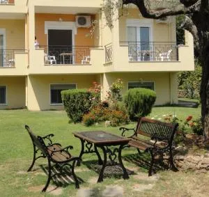 Studios - Nostos - 基尼拉