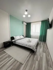 Зелений Оксамит 1-к апартаменти у Центрі - Мережа HELEN - Patlayevka