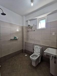 Cityview Penthouse 10th, With Rooftop Pool